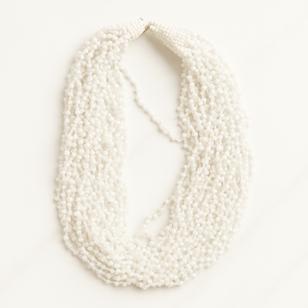 Collana di perline multistrato bianca