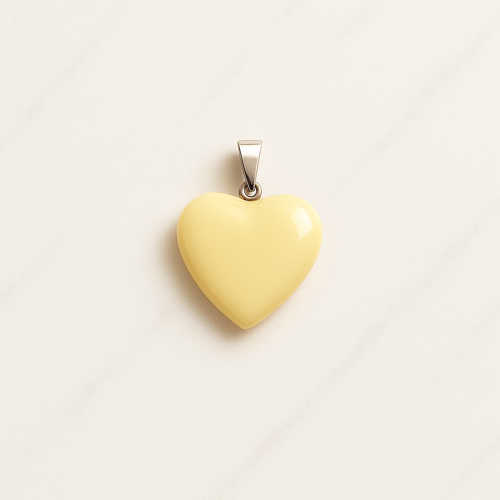Pendente a cuore in giada gialla
