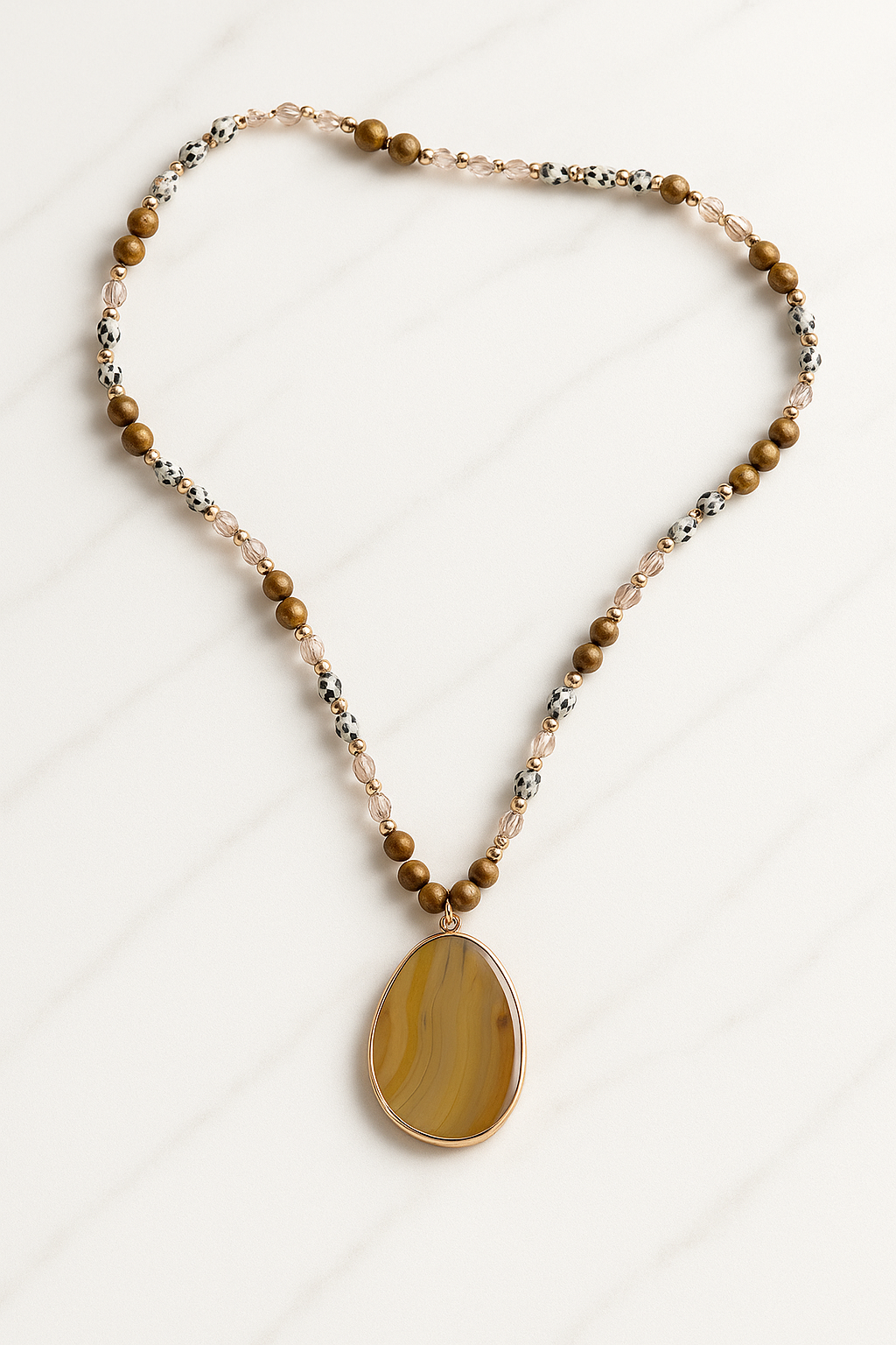 Collana con pendente in agata